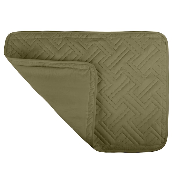 Lavish Home 3-Piece King Quilt Set Bedspread & 2 Pillow Shams with Embossed Diamond Pattern Lightweight Set 66-001-KG - main