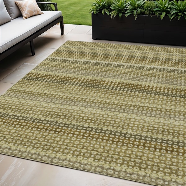 Homeroots 5' X 8' Artichoke Green And Fern Green Striped Washable Indoor Outdoor Area Rug 610577 - main
