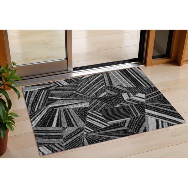 Homeroots 3' X 5' Black And Gray Geometric Washable Indoor Outdoor Area Rug 594755 - main
