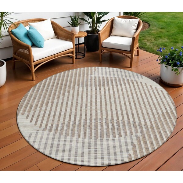 Homeroots 8' Beige And Ivory Round Geometric Washable Indoor Outdoor Area Rug 597603 - main