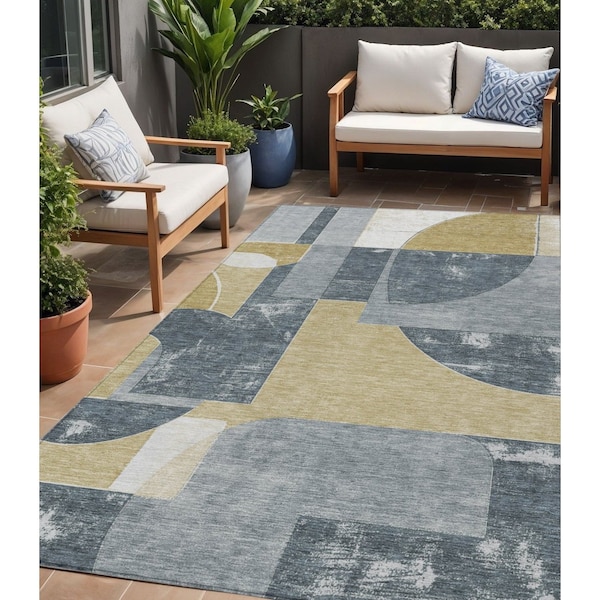 Homeroots 5' X 8' Gray And Gold Geometric Washable Indoor Outdoor Area Rug 617915 - main