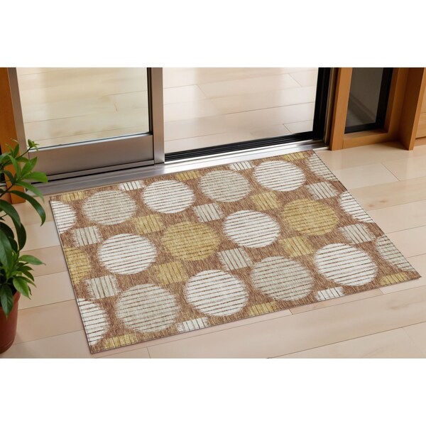 Homeroots 3' X 5' Brown Beige And Ivory Geometric Washable Indoor Outdoor Area Rug 593618 - main