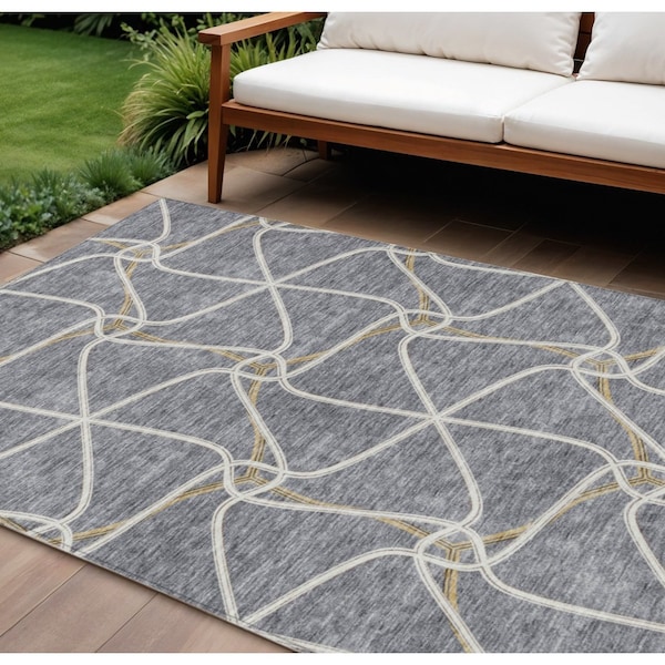 Homeroots 10' X 14' Gray And Ivory Geometric Washable Indoor Outdoor Area Rug 612880 - main