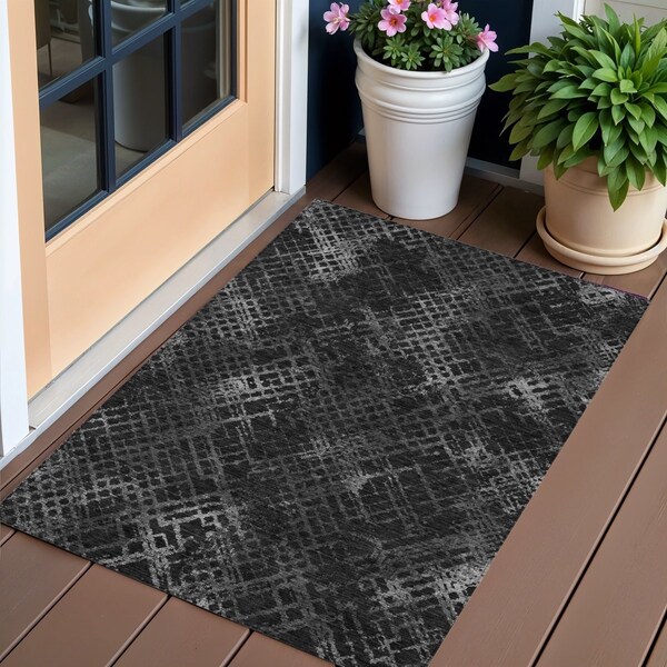 Homeroots 3' X 5' Charcoal Gray And Silver Geometric Washable Indoor Outdoor Area Rug 588292 - main