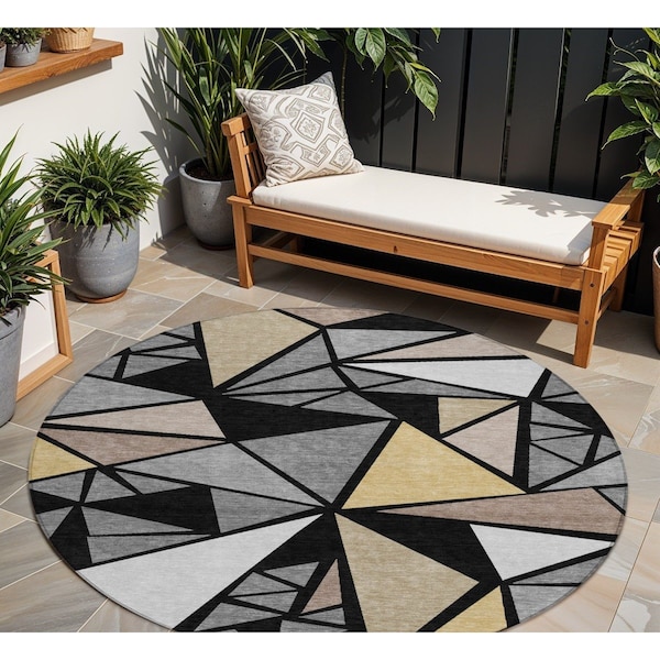 Homeroots 8' Black Beige And Gray Round Geometric Washable Indoor Outdoor Area Rug 600350 - main
