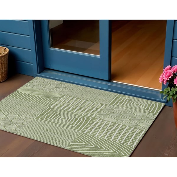 Homeroots 3' X 5' Green And Ivory Geometric Washable Indoor Outdoor Area Rug 596920 - main