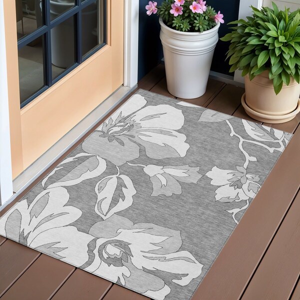 Homeroots 3' X 5' Gray And Silver Floral Washable Indoor Outdoor Area Rug 589536 - main