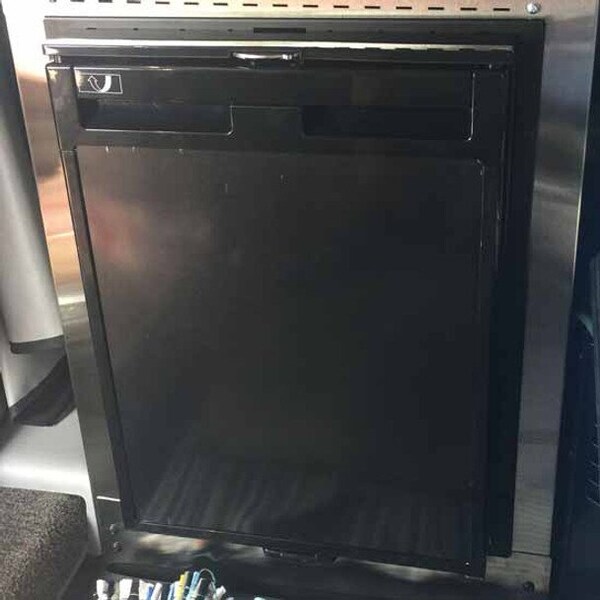 Ilc PETERBILT 579 (2016) Replacement Automotive Part 579 BLK FRIDGE KIT DRIVER OR PASS YEAR 2016 - main