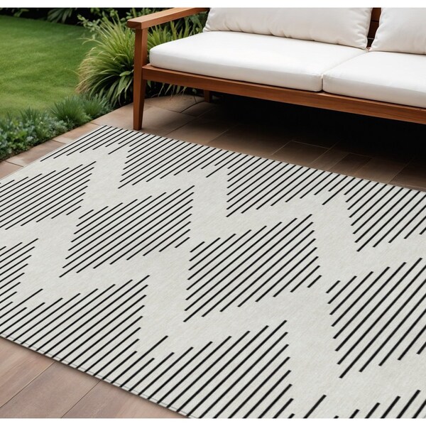 Homeroots 10' X 14' Ivory And Black Geometric Washable Indoor Outdoor Area Rug 598585 - main