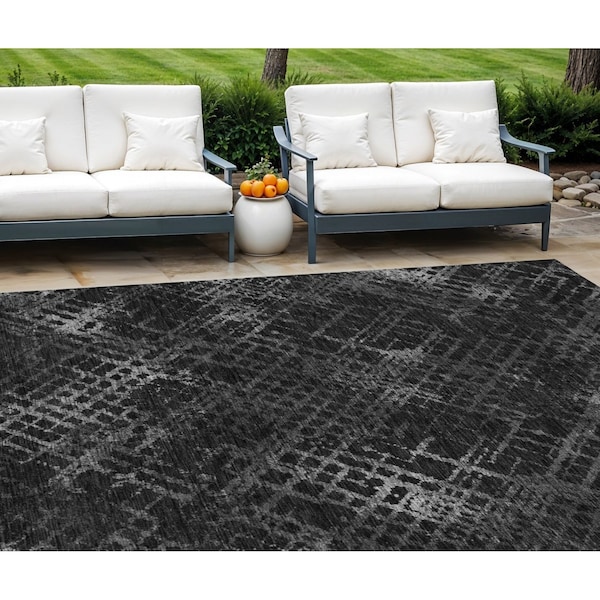 Homeroots 8' X 10' Charcoal Gray And Silver Geometric Washable Indoor Outdoor Area Rug 588295 - main