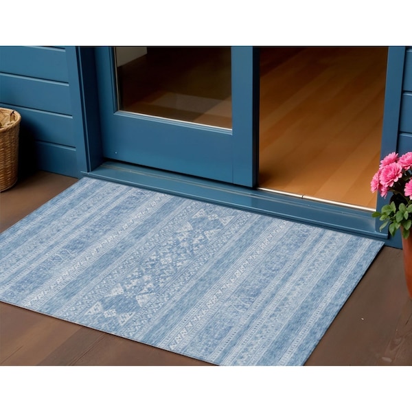 Homeroots 3' X 5' Sky Blue And Ivory Southwestern Washable Indoor Outdoor Area Rug 582848 - main