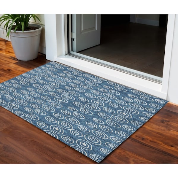 Homeroots 3' X 5' Navy Blue And Ivory Geometric Washable Indoor Outdoor Area Rug 583336 - main