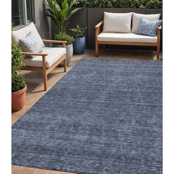 Homeroots 5' X 8' Navy Blue And Ivory Geometric Washable Indoor Outdoor Area Rug 605591 - main