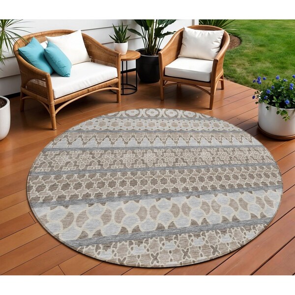 Homeroots 8' Taupe Beige And Gray Round Quatrefoil Washable Indoor Outdoor Area Rug 583260 - main