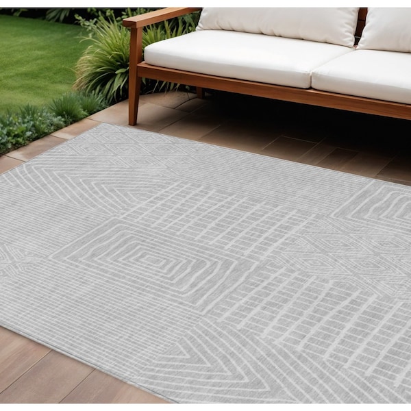Homeroots 9' X 12' Silver And Ivory Geometric Washable Indoor Outdoor Area Rug 596972 - main