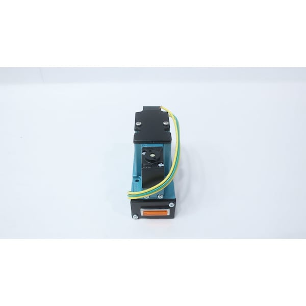 Mac PNEUMATIC SOLENOID VALVE 24V-DC 150PSI 1/4IN NPT 6211C-112-PM-611DA - main