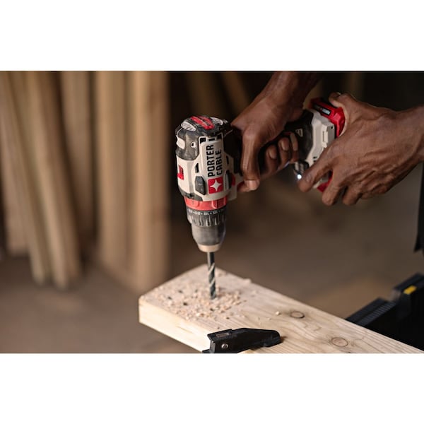 PORTER CABLE 20V MAX* Brushless Cordless 1/2 in. Drill/Driver Kit