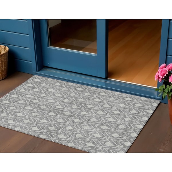 Homeroots 3' X 5' Gray And Light Gray Geometric Washable Indoor Outdoor Area Rug 596033 - main