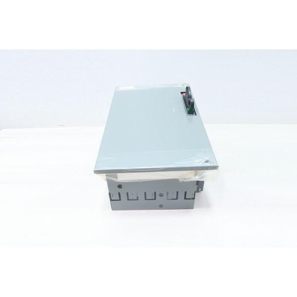 Allen Bradley FUSIBLE DISCONNECT SWITCH 200A AMP 480V-AC 3P 2192F-EJC-27JX - main