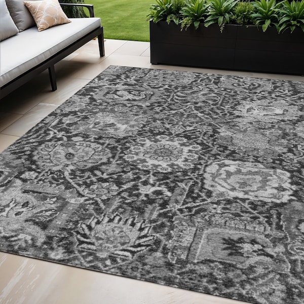 Homeroots 5' X 8' Gray And Ash Gray Damask Washable Indoor Outdoor Area Rug 609073 - main