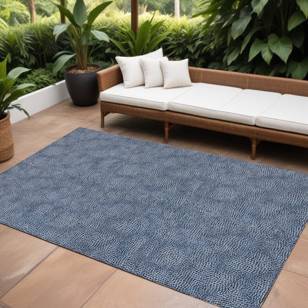 Homeroots 10' X 14' Navy Blue And Ivory Geometric Washable Indoor Outdoor Area Rug 602388 - main