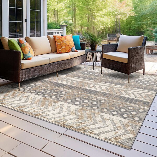 World Rug Gallery Distressed Geometric Indoor/Outdoor Area Rug 6 ft 6 in x 6 ft 6 in Square Beige 8019BEIGE6SQ - main