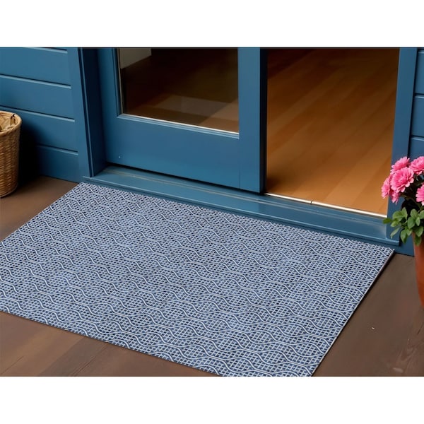 Homeroots 3' X 5' Navy Blue And Ivory Geometric Washable Indoor Outdoor Area Rug 595661 - main