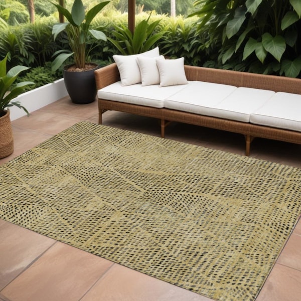 Homeroots 9' X 12' Gold Black And Charcoal Geometric Washable Indoor Outdoor Area Rug 577557 - main
