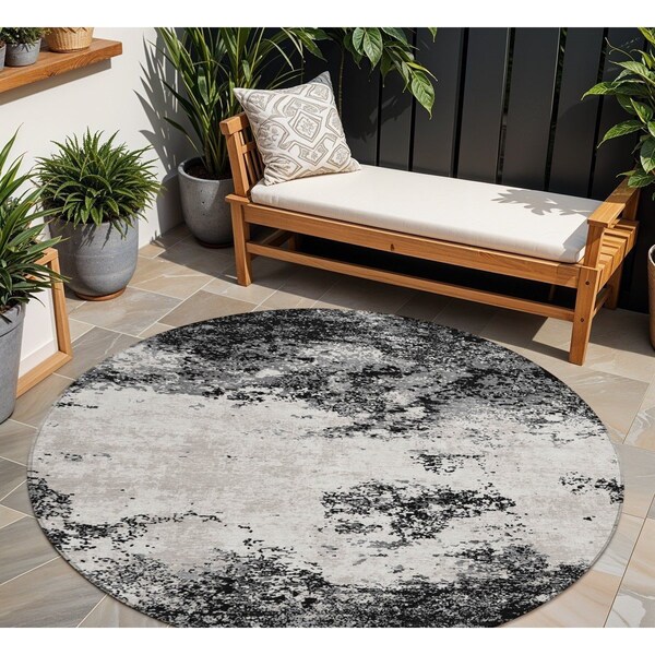 Homeroots 8' Black Gray And Ivory Round Abstract Washable Indoor Outdoor Area Rug 599462 - main