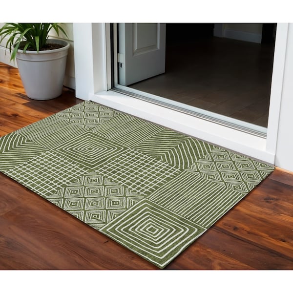 Homeroots 3' X 5' Olive Green And Ivory Geometric Washable Indoor Outdoor Area Rug 600762 - main