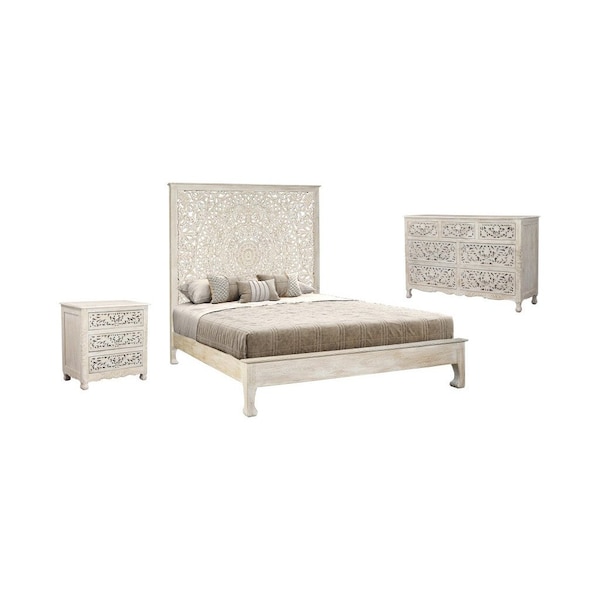 Homeroots Three Piece White Solid Wood Bedroom Set 643646 - main