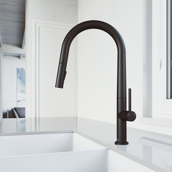 Vigo Greenwich Single Handle Pull-Down Sprayer Kitchen Faucet in Matte Black VG02029MB - main