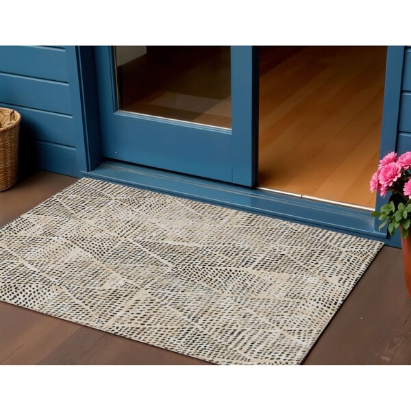 Homeroots 3' X 5' Beige Ivory And Black Geometric Washable Indoor Outdoor Area Rug 577547 - main