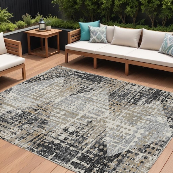 Homeroots 10' X 14' Black And Ivory Geometric Washable Indoor Outdoor Area Rug 631992 - main