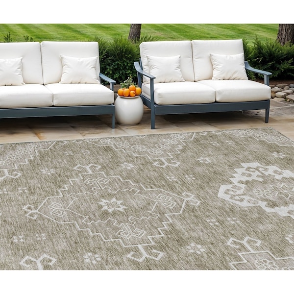 Homeroots 8' X 10' Taupe Beige And Ivory Medallion Washable Indoor Outdoor Area Rug 589053 - main