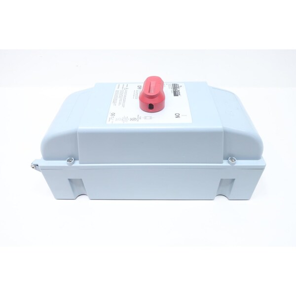 Leviton FUSED SAFETY DISCONNECT SWITCH 60A AMP 600V-AC DS60-FAX - main