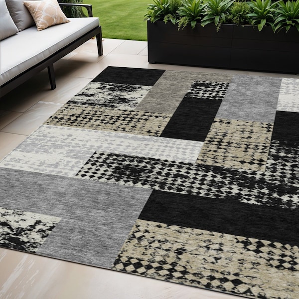 Homeroots 5' X 8' Black Taupe And Ivory Geometric Washable Indoor Outdoor Area Rug 612389 - main