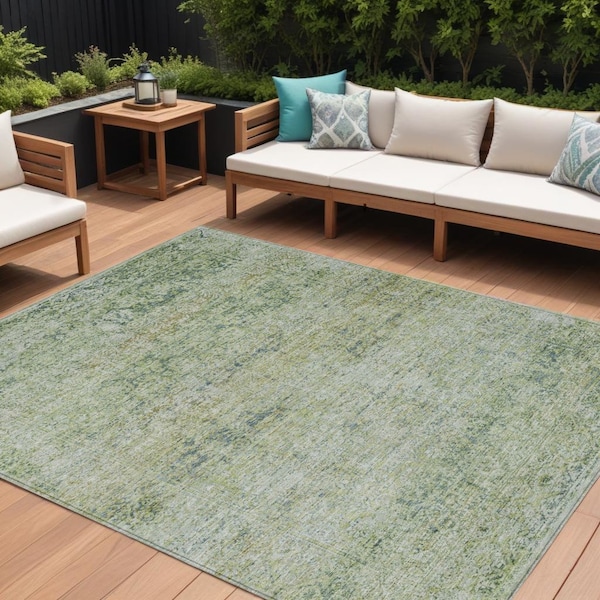 Homeroots 10' X 14' Artichoke Green And Ivory Abstract Washable Indoor Outdoor Area Rug 631586 - main