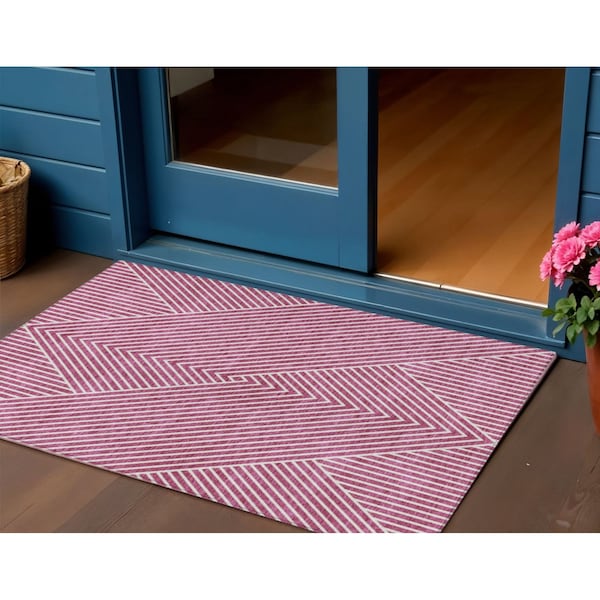 Homeroots 3' X 5' Blush And Ivory Geometric Washable Indoor Outdoor Area Rug 612112 - main
