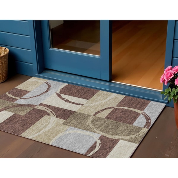 Homeroots 3' X 5' Brown And Ivory Geometric Washable Indoor Outdoor Area Rug 612563 - main