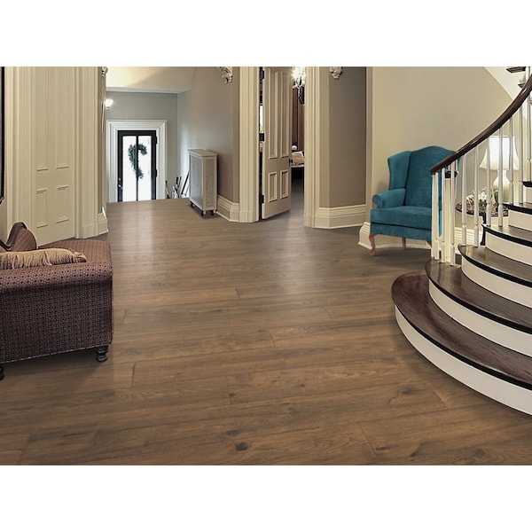 Mohawk RevWood Plus Elderwood Bungalow Oak 7-1/2'' Wx54-11/32'' L Laminate Flooring, 16.98 Sq. Ft./Case CDL80-02 - main