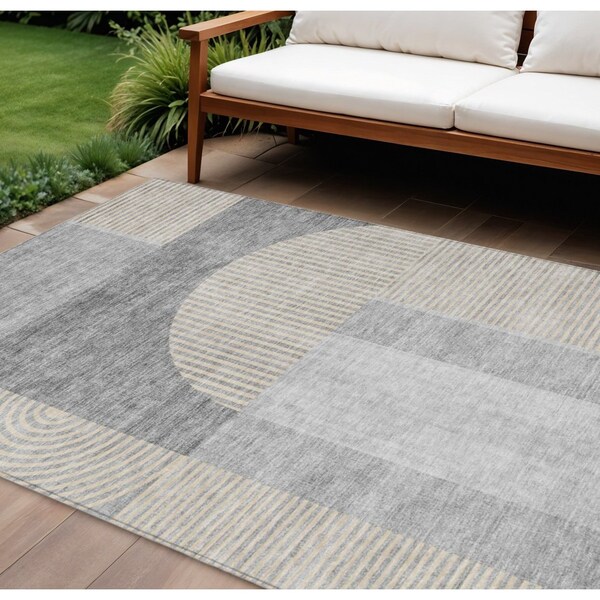 Homeroots 8' X 10' Silver Gray And Beige Geometric Washable Indoor Outdoor Area Rug 582731 - main