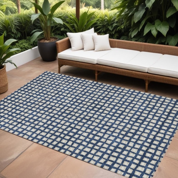 Homeroots 8' X 10' Navy Blue And Ivory Geometric Washable Indoor Outdoor Area Rug 583279 - main