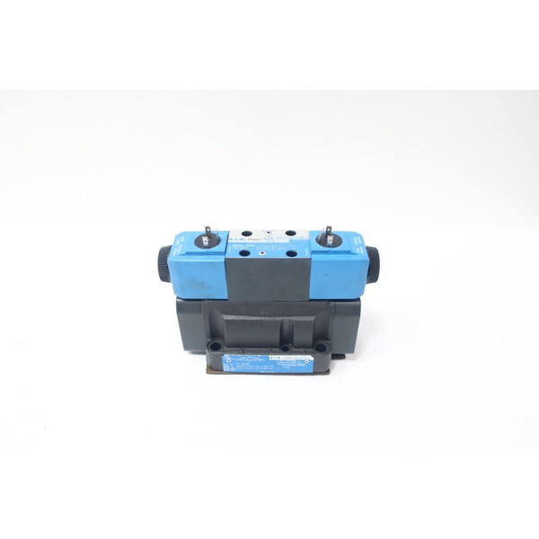 Vickers HYDRAULIC SOLENOID VALVE 5000PSI 120V-AC DG4V-3-6C-M-U-B6-60 - main