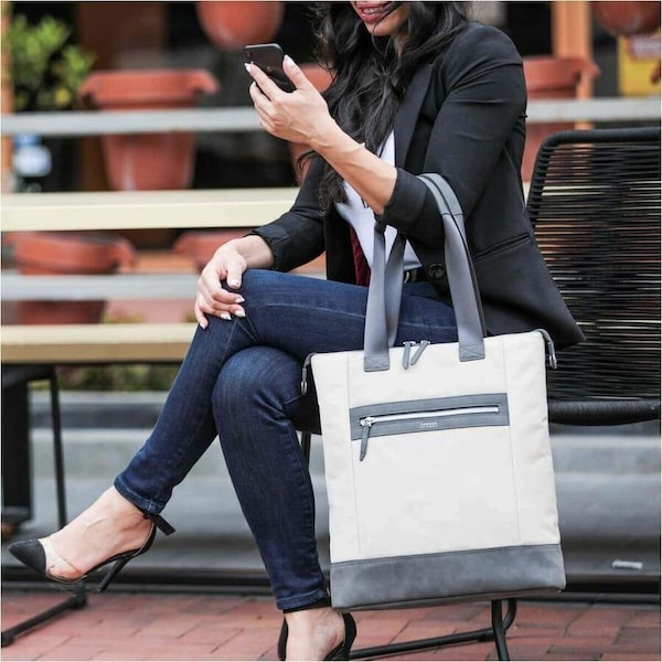 NEWPORT NORTH-SOUTH TOTE TAN 15INCH