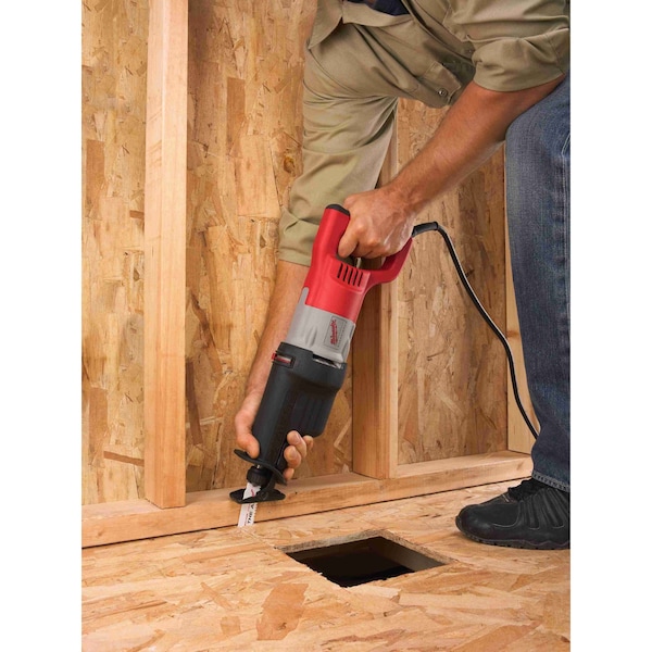 MILWAUKEE 15.0 Amp Super Sawzall Recip Saw (6538-21) | Zoro
