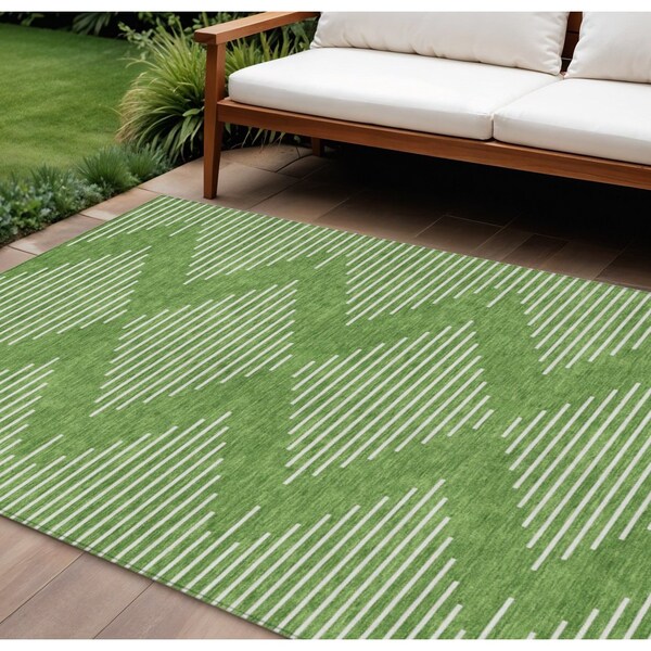 Homeroots 8' X 10' Green And Ivory Geometric Washable Indoor Outdoor Area Rug 598565 - main