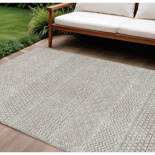 Homeroots 9' X 12' Beige And Ivory Chevron Washable Indoor Outdoor Area Rug 612236 - main