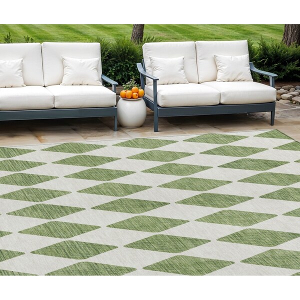 Homeroots 8' X 10' Green And Ivory Geometric Washable Indoor Outdoor Area Rug 577052 - main