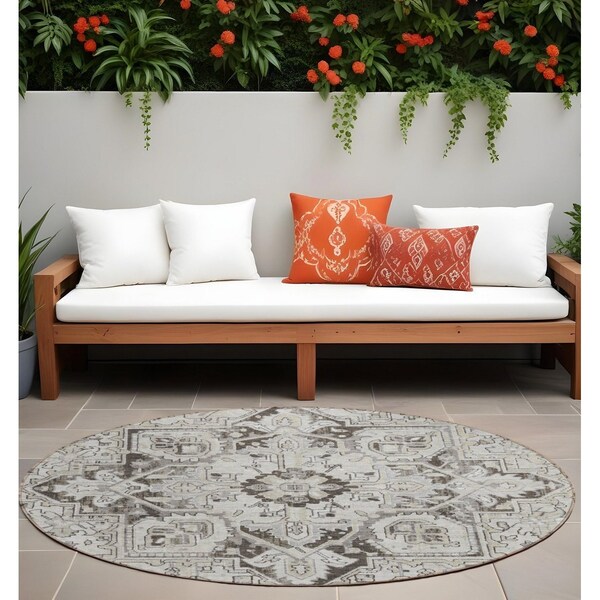 Homeroots 8' Ivory And Dark Brown Round Oriental Washable Indoor Outdoor Area Rug 563768 - main
